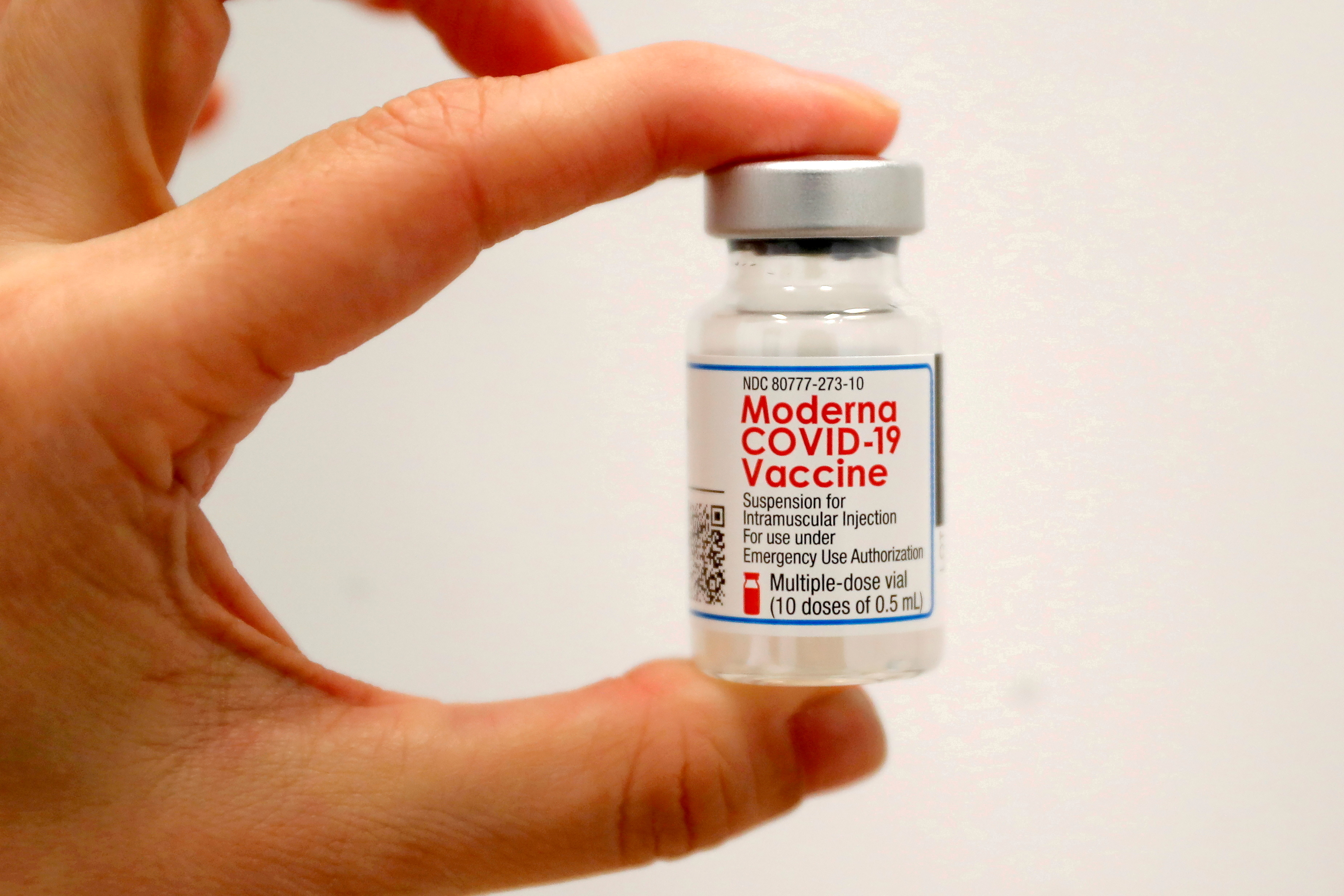 Vaccine Covid-19 tồn tại bao lâu trong cơ thể?