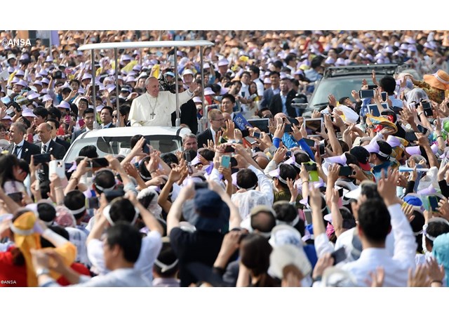 Sinh viên Công giáo Hàn quốc loan báo Tin Mừng trên đường phố