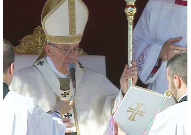 Nâng đỡ nhau trong lời cầu nguyện liên lỉ không mỏi mệt