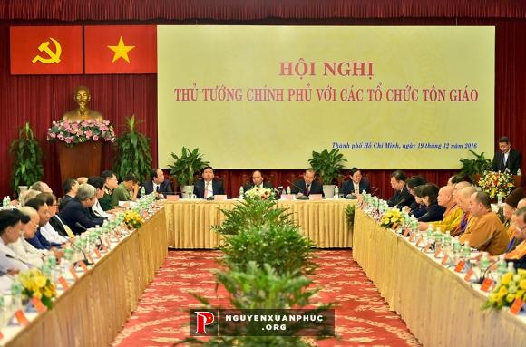 Thủ tướng Chính phủ gặp gỡ đại diện các tôn giáo