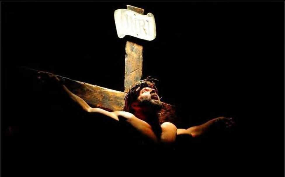 Thiên Chúa mang lấy những thương tích của chúng ta