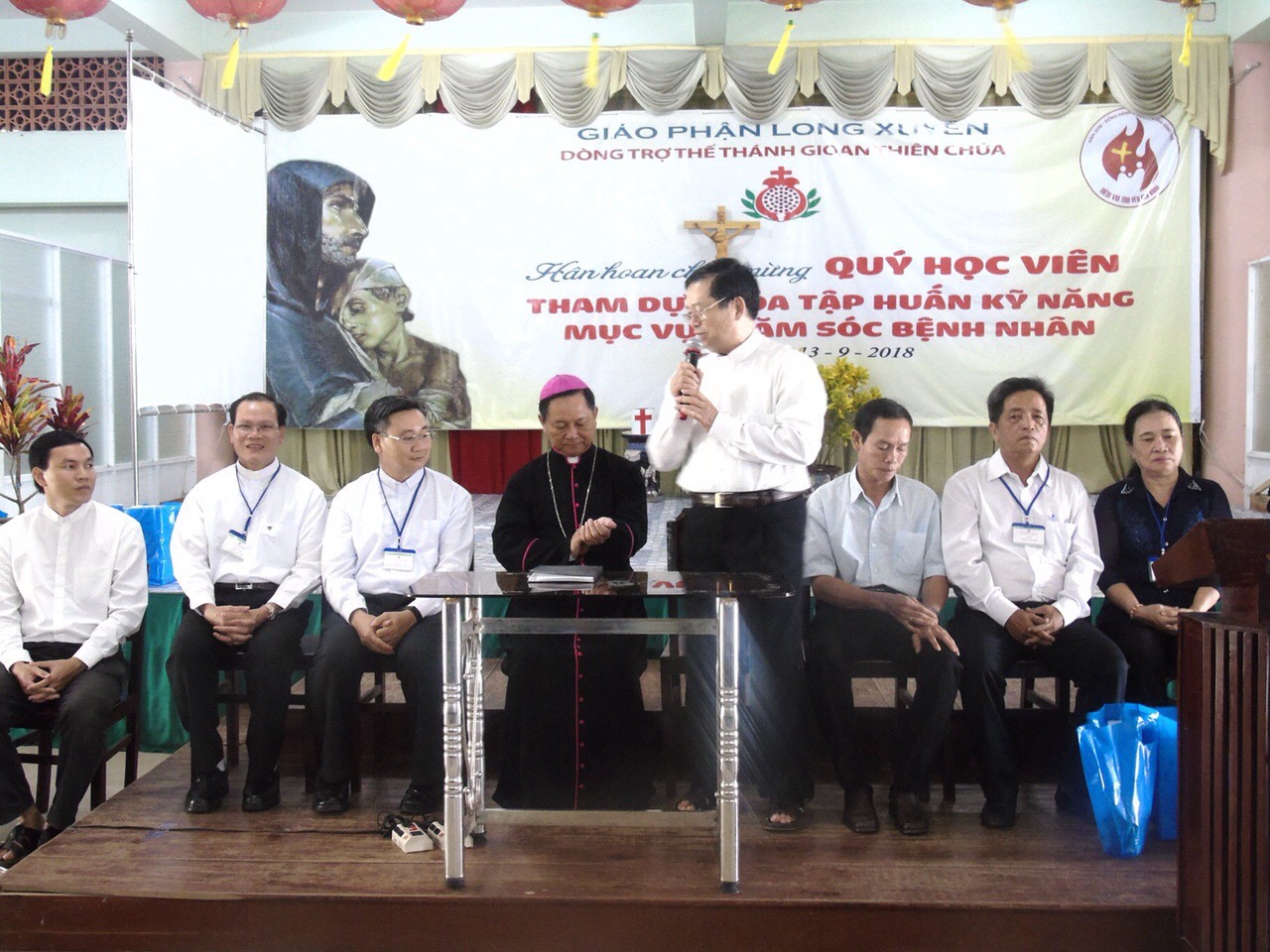 Khóa huấn luyện kỹ năng mục vụ chăm sóc bệnh nhân năm 2018