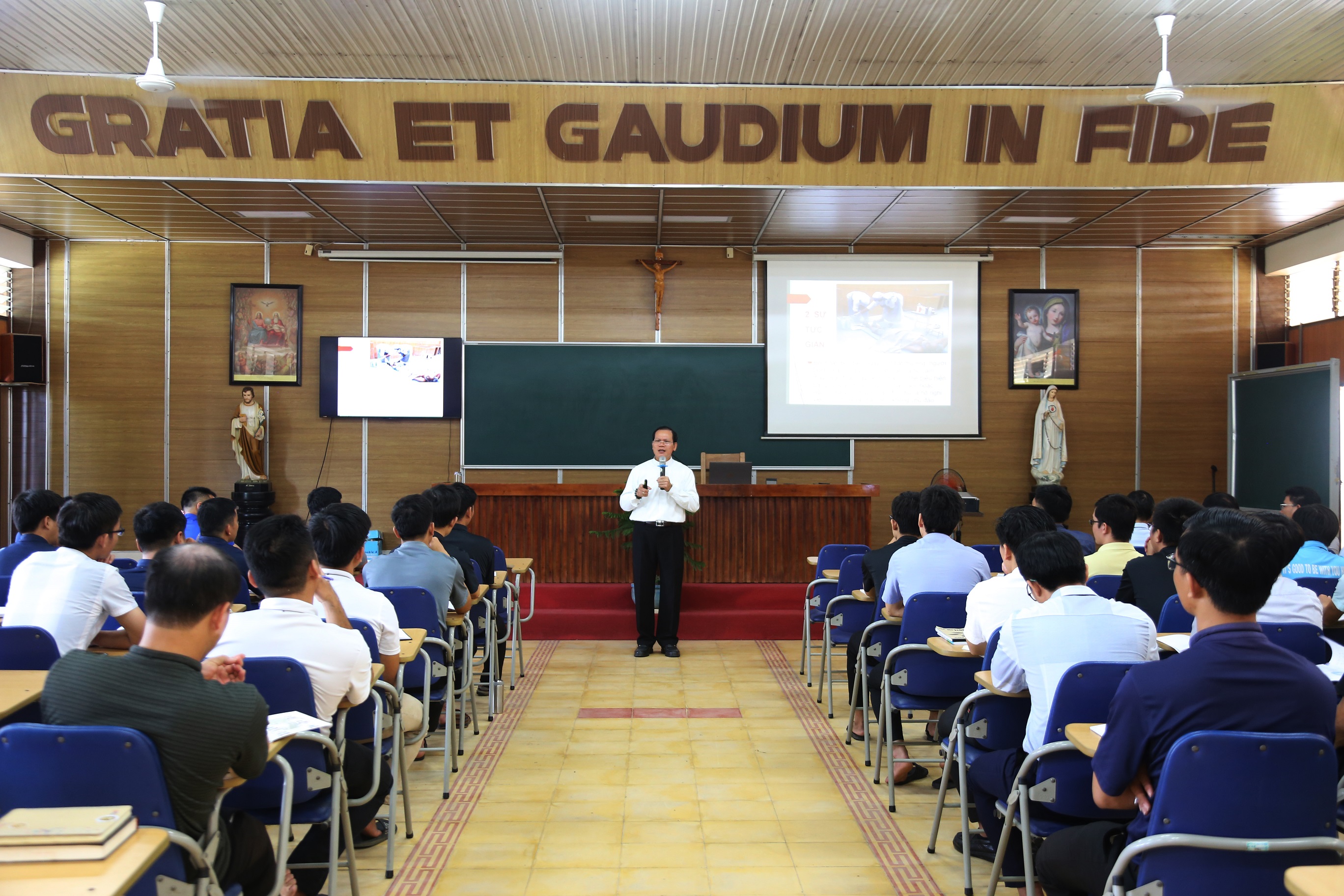 Ngày Huấn Luyện Mục Vụ Chăm Sóc Bệnh Nhân Theo Tinh Thần Kitô Giáo Tại Cộng Đoàn Tu Viện Lời Chúa